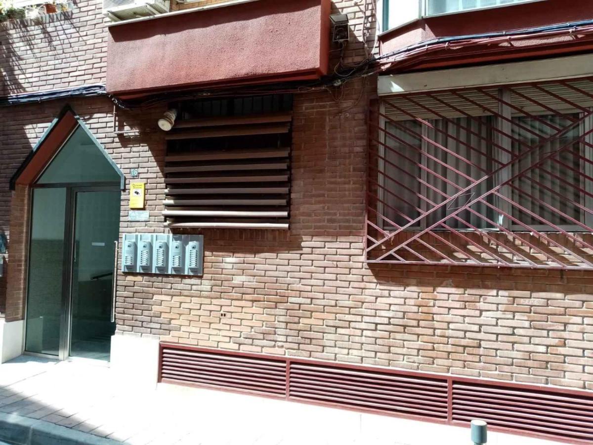 Апартаменты Apartamento Centrico Recien Reformado Мурсия Экстерьер фото