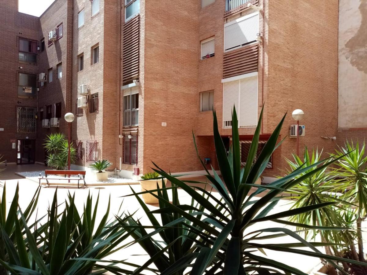 Апартаменты Apartamento Centrico Recien Reformado Мурсия Экстерьер фото